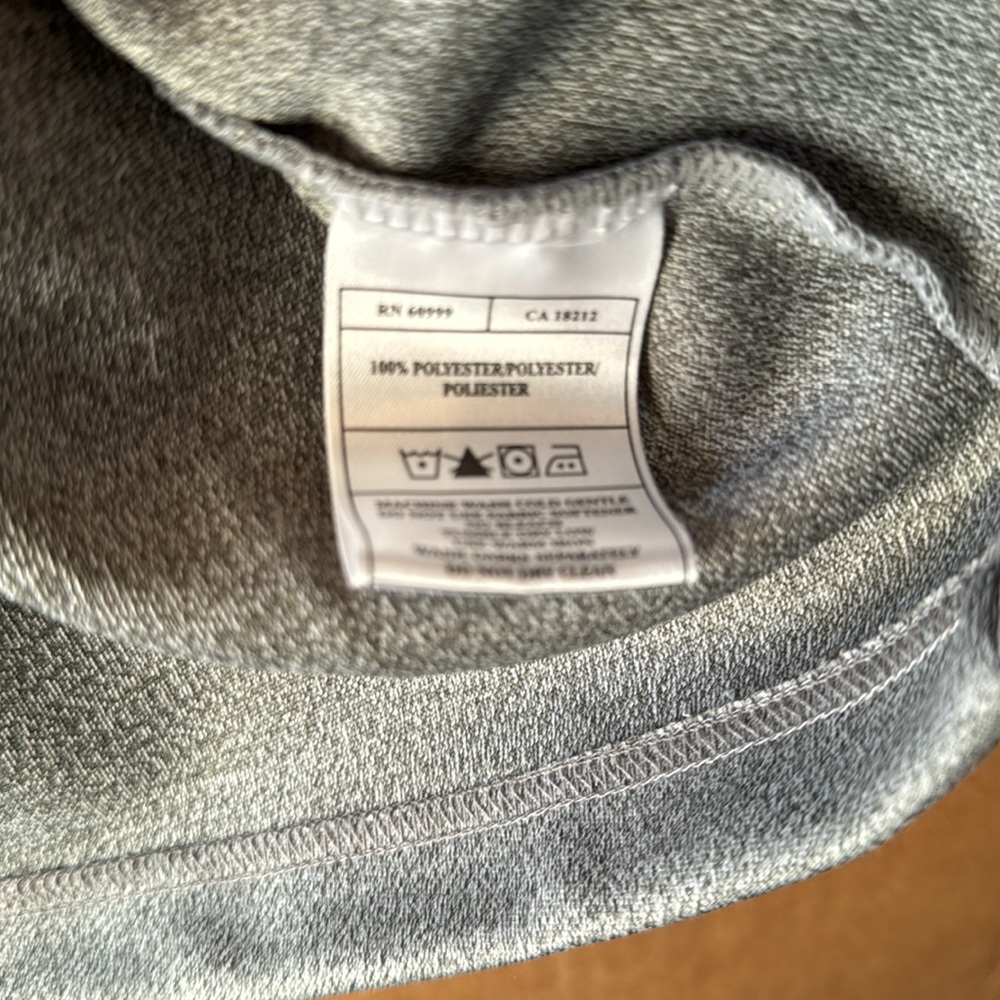 Chicago Cubs 3/4 zip up pullover. - Picture 3 of 6